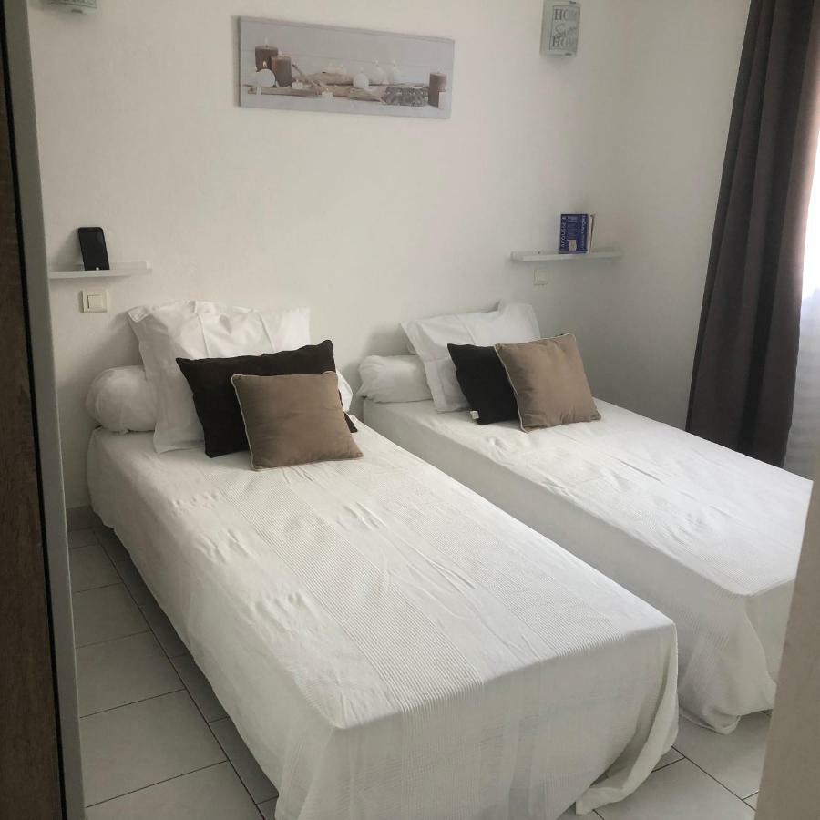 Petite Maisonette Adossee Mais Independante Avec Piscine Villa Peymeinade Ngoại thất bức ảnh